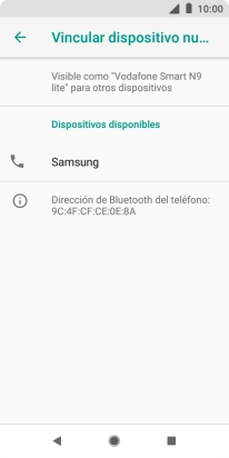 Pulsa el dispositivo Bluetooth deseado y sigue las indicaciones de la pantalla para vincular el dispositivo al teléfono.