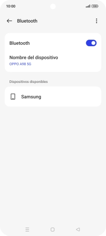 Pulsa el dispositivo Bluetooth deseado y sigue las indicaciones de la pantalla para vincular el dispositivo al teléfono.