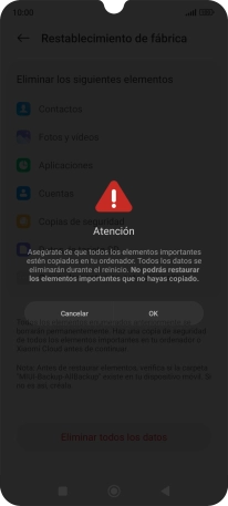 Pulsa OK. Espera unos instantes mientras el teléfono restablece la configuración predeterminada. Sigue las indicaciones de la pantalla para configurar el teléfono y dejarlo listo para su uso.