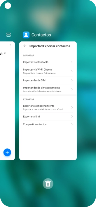 Para cerrar una sola aplicación en ejecución, desliza el dedo hacia arriba sobre la aplicación deseada.