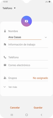 Pulsa Teléfono e introduce el número de teléfono deseado.