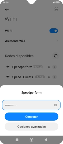 Introduce la contraseña de la red wifi y pulsa Conectar.