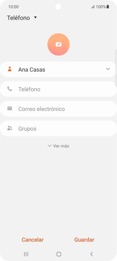 Pulsa Teléfono e introduce el número de teléfono deseado.
