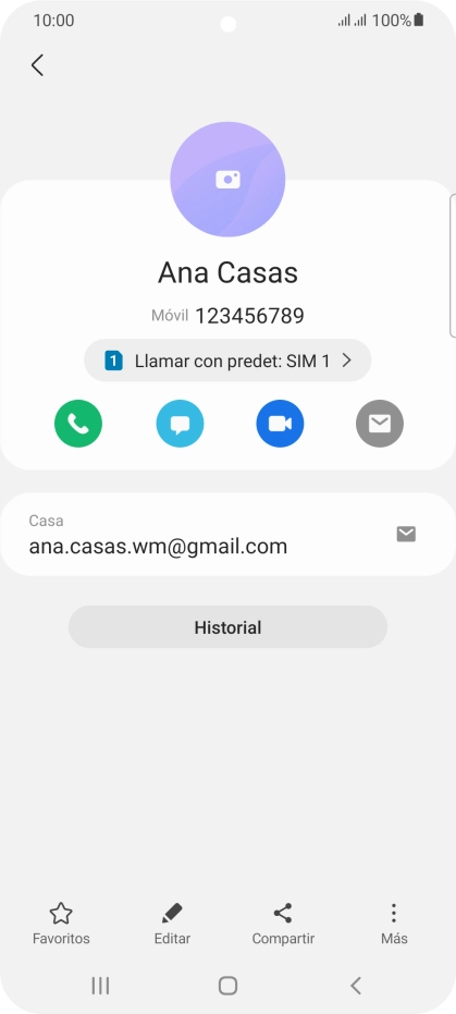 Pulsa el icono de realizar llamadas.
