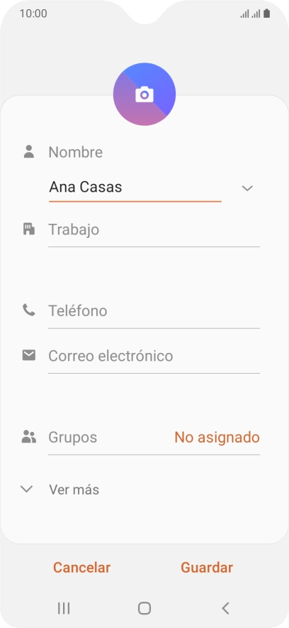 Pulsa Teléfono e introduce el número de teléfono deseado.