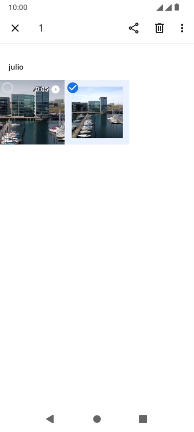 Pulsa el icono de menú.