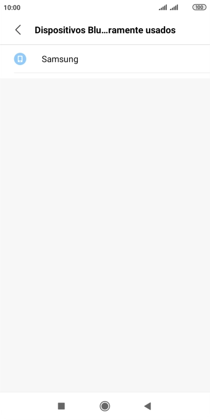 Pulsa el dispositivo Bluetooth deseado y sigue las indicaciones de la pantalla para vincular el dispositivo al teléfono.