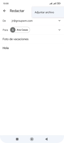 Pulsa Adjuntar archivo y desplázate a la carpeta deseada.