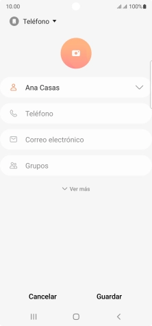 Pulsa Teléfono e introduce el número de teléfono deseado.
