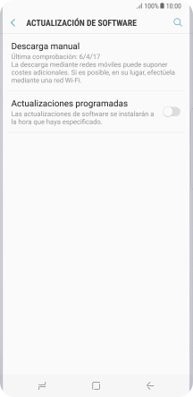 Pulsa Descarga manual. Si hay una versión de software nueva disponible, aparecerá ahora en la pantalla. Sigue las indicaciones de la pantalla para actualizar el software del teléfono.