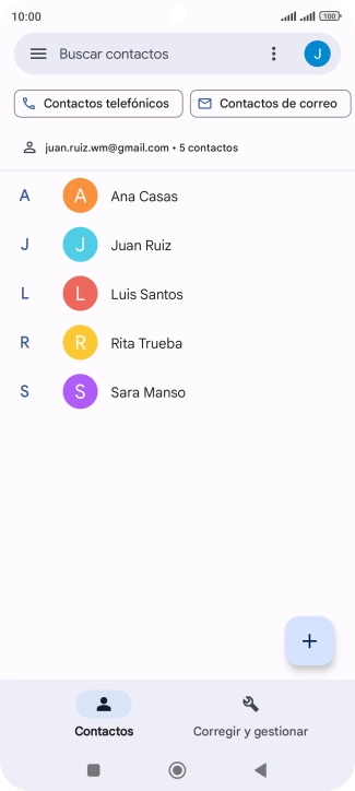 Pulsa el icono de nuevo contacto. Pulsa el icono de nuevo contacto.