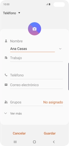 Pulsa Teléfono e introduce el número de teléfono deseado.
