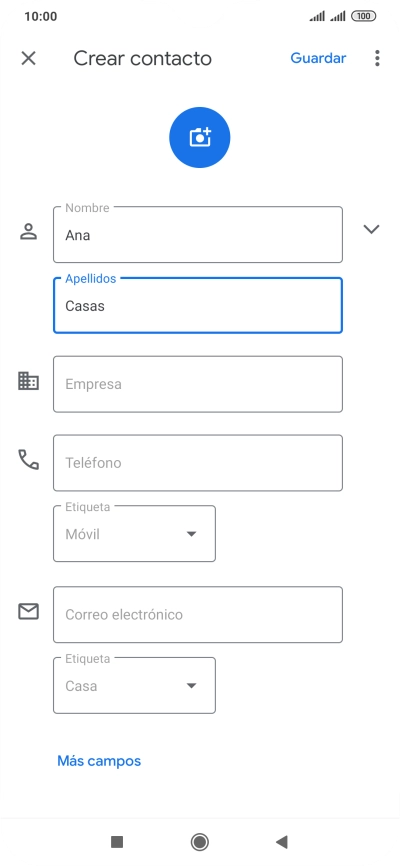 Pulsa Teléfono e introduce el número de teléfono deseado.