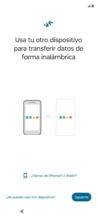 Sigue las indicaciones de la pantalla para transferir contenido desde otro teléfono.