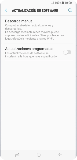 Pulsa Descarga manual. Si hay una versión de software nueva disponible, aparecerá ahora en la pantalla. Sigue las indicaciones de la pantalla para actualizar el software del teléfono.