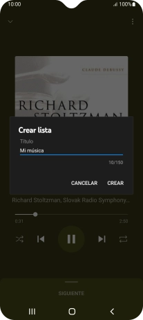 Introduce el nombre deseado de la lista de reproducción y pulsa CREAR. Introduce el nombre deseado de la lista de reproducción y pulsa CREAR.