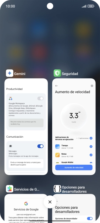 Para cerrar una sola aplicación en ejecución, desliza el dedo hacia la derecha sobre la aplicación deseada.