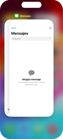 Arrastra hacia arriba la aplicación deseada para cerrarla.