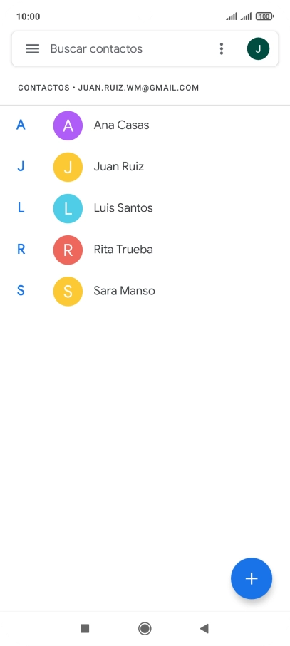 Pulsa el icono de nuevo contacto.