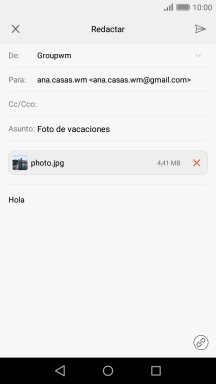 Pulsa el icono de envío cuando termines de escribir el correo electrónico.