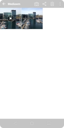 Pulsa el icono de compartir.