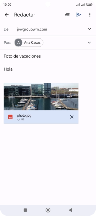 Pulsa el icono de envío cuando termines de escribir el correo electrónico. Pulsa el icono de envío cuando termines de escribir el correo electrónico.