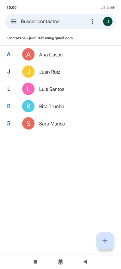 Pulsa el icono de nuevo contacto.