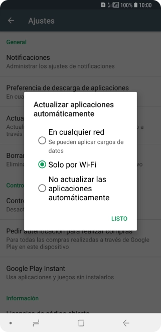 Para activar la actualización automática de apps utilizando la red móvil, pulsa En cualquier red. Se pueden aplicar cargos de datos.