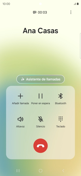 Pulsa Asistente de llamadas cuando tengas una llamada en curso.