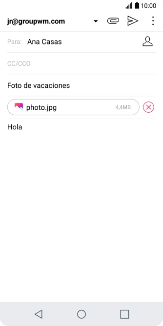 Pulsa el icono de envío cuando termines de escribir el correo electrónico.