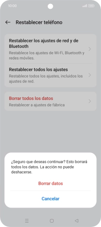 Pulsa Borrar datos. Espera unos instantes mientras el teléfono restablece la configuración predeterminada. Sigue las indicaciones de la pantalla para configurar el teléfono y dejarlo listo para su uso.