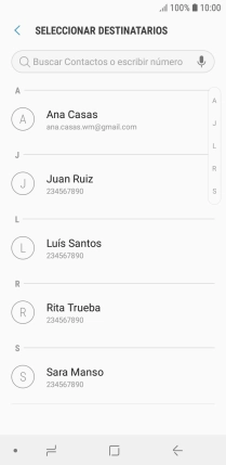 Pulsa en el campo de búsqueda e introduce las primeras letras del nombre del destinatario deseado.
