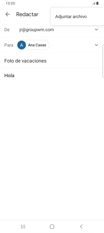 Pulsa Adjuntar archivo y desplázate a la carpeta deseada.