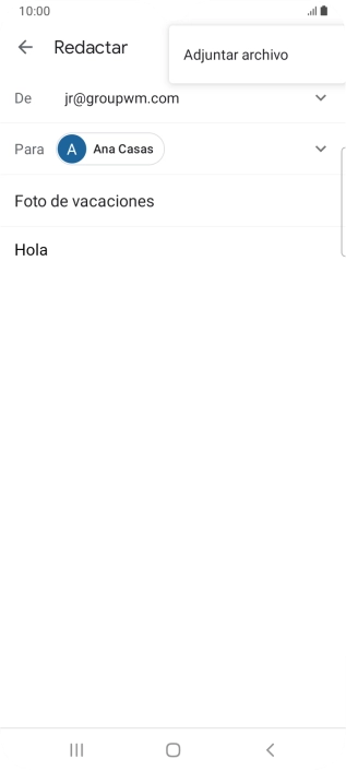 Pulsa Adjuntar archivo y desplázate a la carpeta deseada.