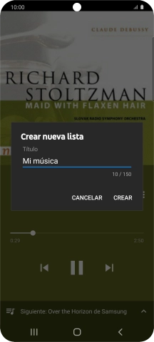 Introduce el nombre deseado de la lista de reproducción y pulsa CREAR.