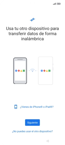 Sigue las indicaciones de la pantalla para transferir contenido desde otro teléfono.