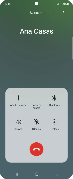 Pulsa el icono de finalizar llamada.