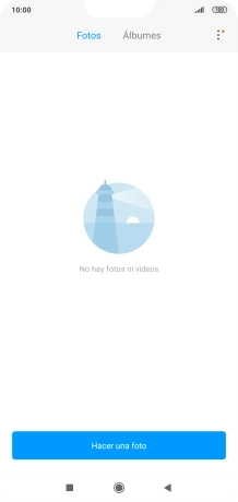 Pulsa Álbumes y desplázate a la carpeta deseada. Pulsa Álbumes y desplázate a la carpeta deseada.