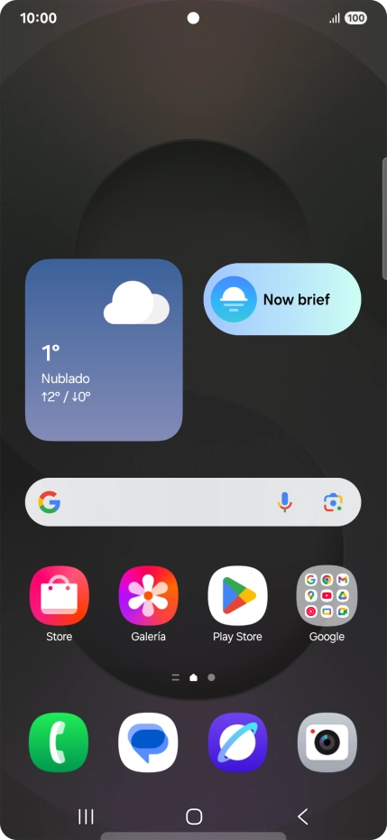 Desliza el dedo hacia arriba por la pantalla.