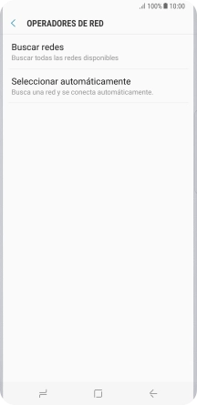 Si quieres seleccionar la red de forma manual, pulsa Buscar redes y espera un momento mientras el teléfono está buscando las redes disponibles.