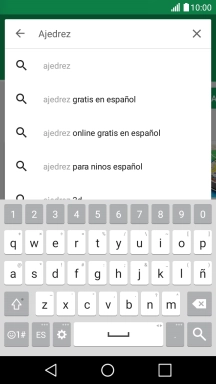 Introduce el nombre o el tema de la app deseada y pulsa el icono de búsqueda.