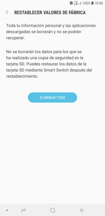 Pulsa ELIMINAR TODO. Espera unos instantes mientras el teléfono restablece la configuración predeterminada. Sigue las indicaciones de la pantalla para configurar el teléfono y dejarlo listo para su uso.