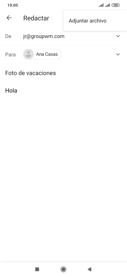 Pulsa Adjuntar archivo y desplázate a la carpeta deseada.