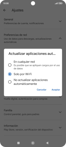 Para activar la actualización automática de apps a través de la red móvil, pulsa el campo junto a 