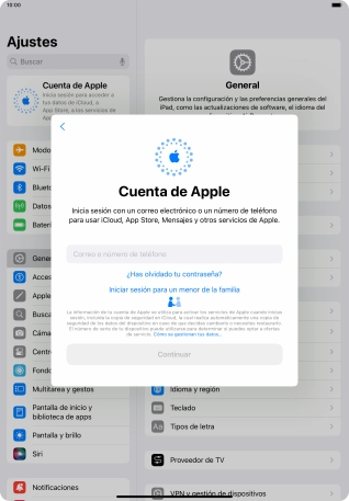 Pulsa Correo o número de teléfono e introduce el nombre de usuario de tu ID de Apple.