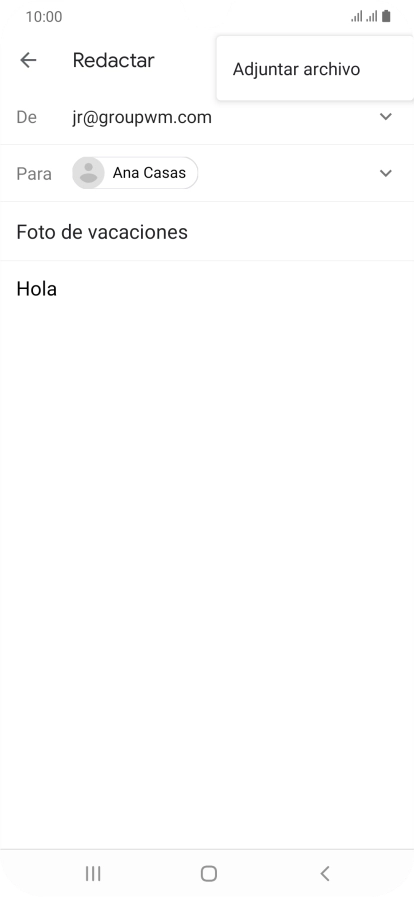 Pulsa Adjuntar archivo y desplázate a la carpeta deseada.