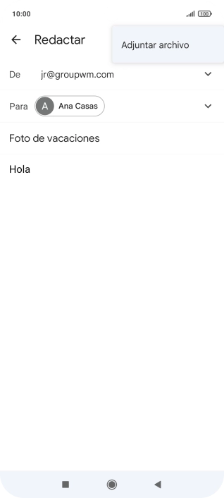 Pulsa Adjuntar archivo y desplázate a la carpeta deseada.