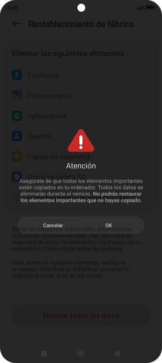 Pulsa OK. Espera unos instantes mientras el teléfono restablece la configuración predeterminada. Sigue las indicaciones de la pantalla para configurar el teléfono y dejarlo listo para su uso.