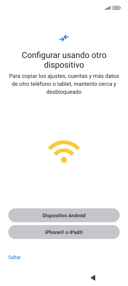 Puedes transferir el contenido de otro teléfono cuando activas tu teléfono por primera vez y cuando lo has restablecido. Cuando aparezca en la pantalla del teléfono esta imagen, ya está listo para la transmisión del contenido del otro teléfono.