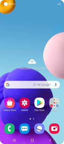 Cuando el icono de carga de batería aparece en la pantalla, el teléfono se está cargando.